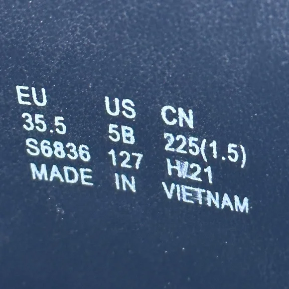 NWOB STUART WEITZMAN Greer City knee high Suede Navy Boots, Size 5 - Picture 11 of 13